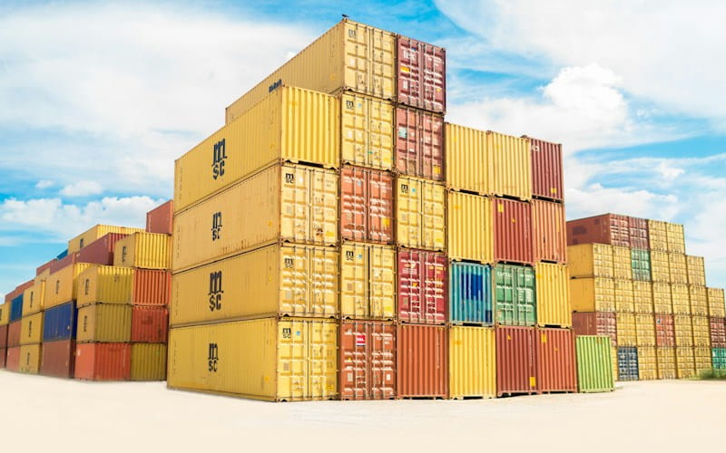 Tàu container vận chuyển hàng hóa đường biển quốc tế